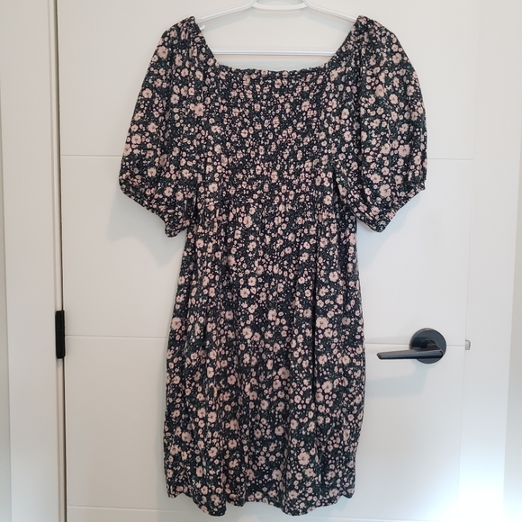 Old Navy Size M Navy with Pink Florals Puff Sleeve Dress - Picture 2 of 6